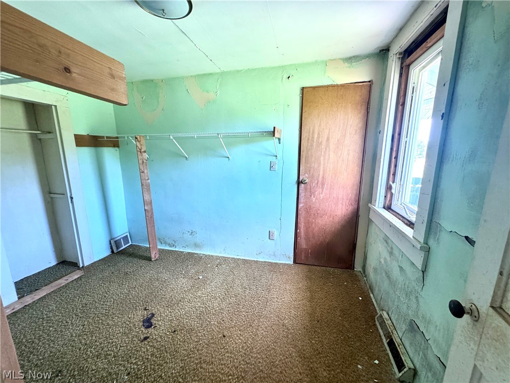887-889 Colony Drive Property Photo 25