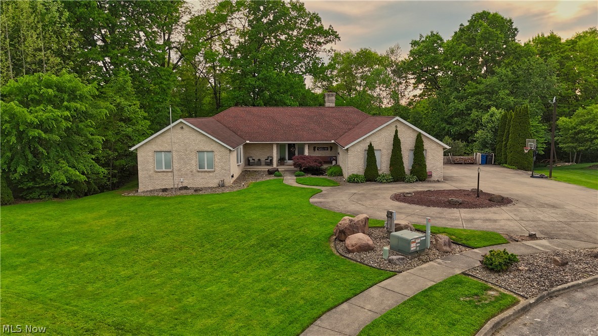 1751 Squaw Creek Drive Property Photo 1