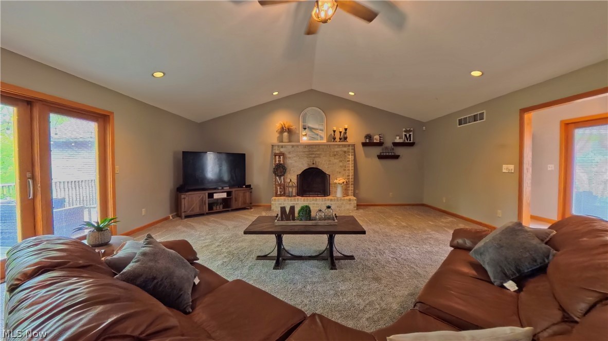 1751 Squaw Creek Drive Property Photo 6