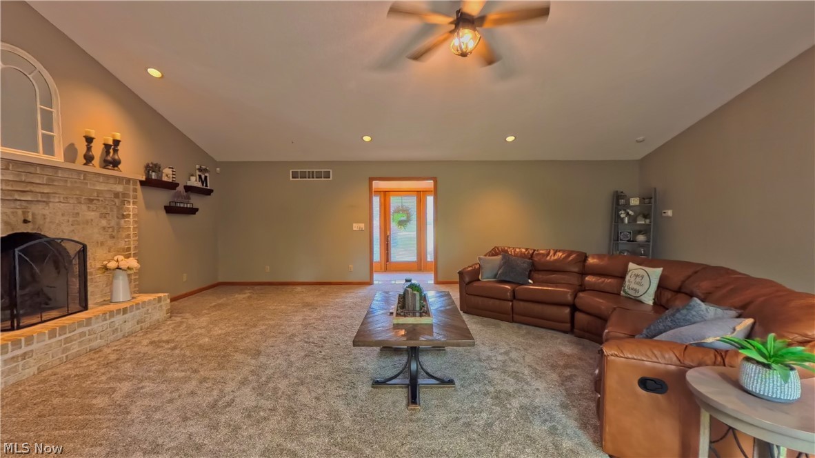 1751 Squaw Creek Drive Property Photo 8