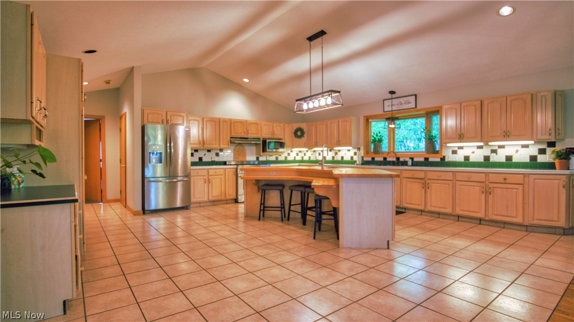 1751 Squaw Creek Drive Property Photo 9