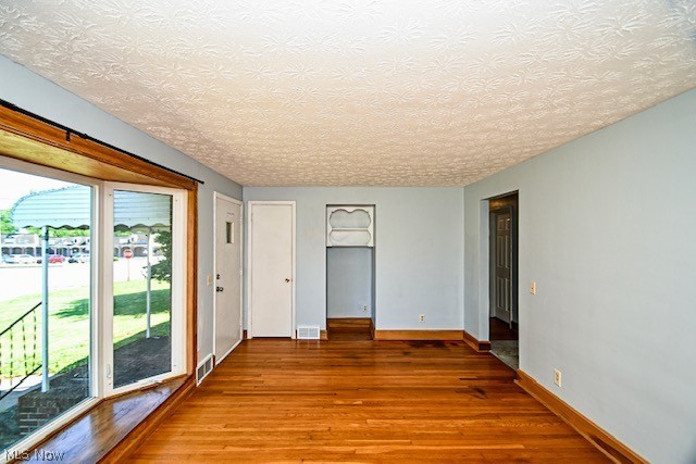 5011 W Boulevard Nw Property Photo 7