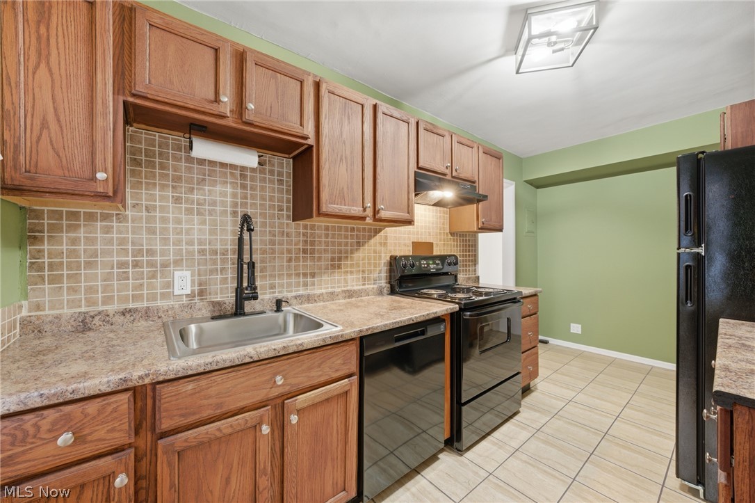13500 Shaker Boulevard 203 Property Photo 2