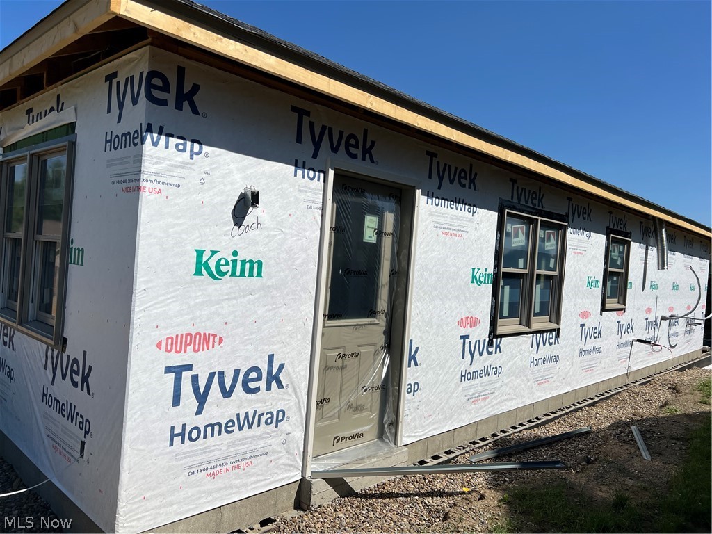 219 Pinehurst Drive Property Photo 3