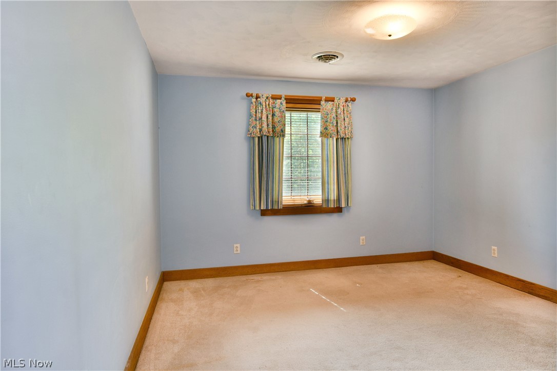 55 E South Range Road Property Photo 32