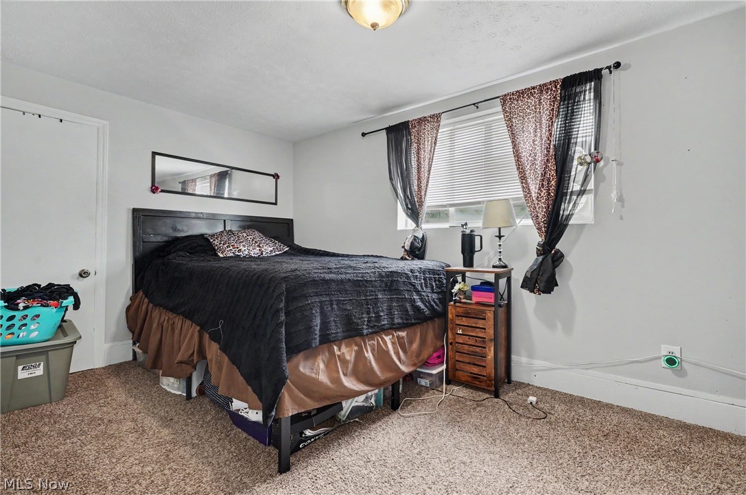 811 E Crosier Street Property Photo 12