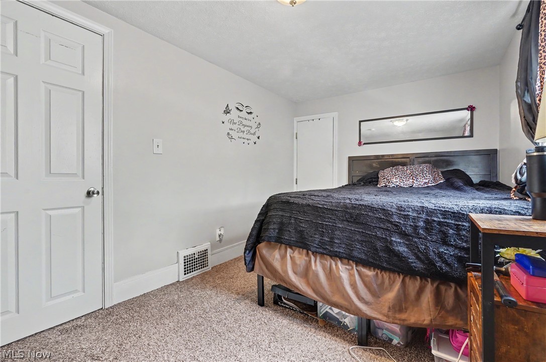 811 E Crosier Street Property Photo 13