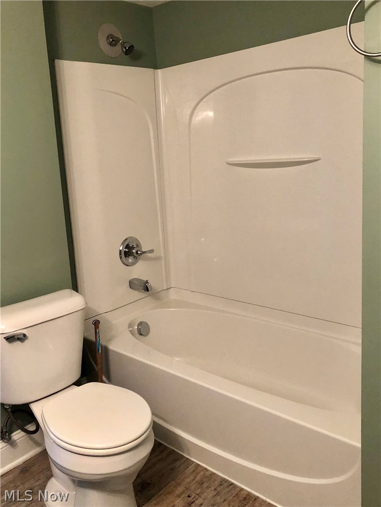 811 E Crosier Street Property Photo 29