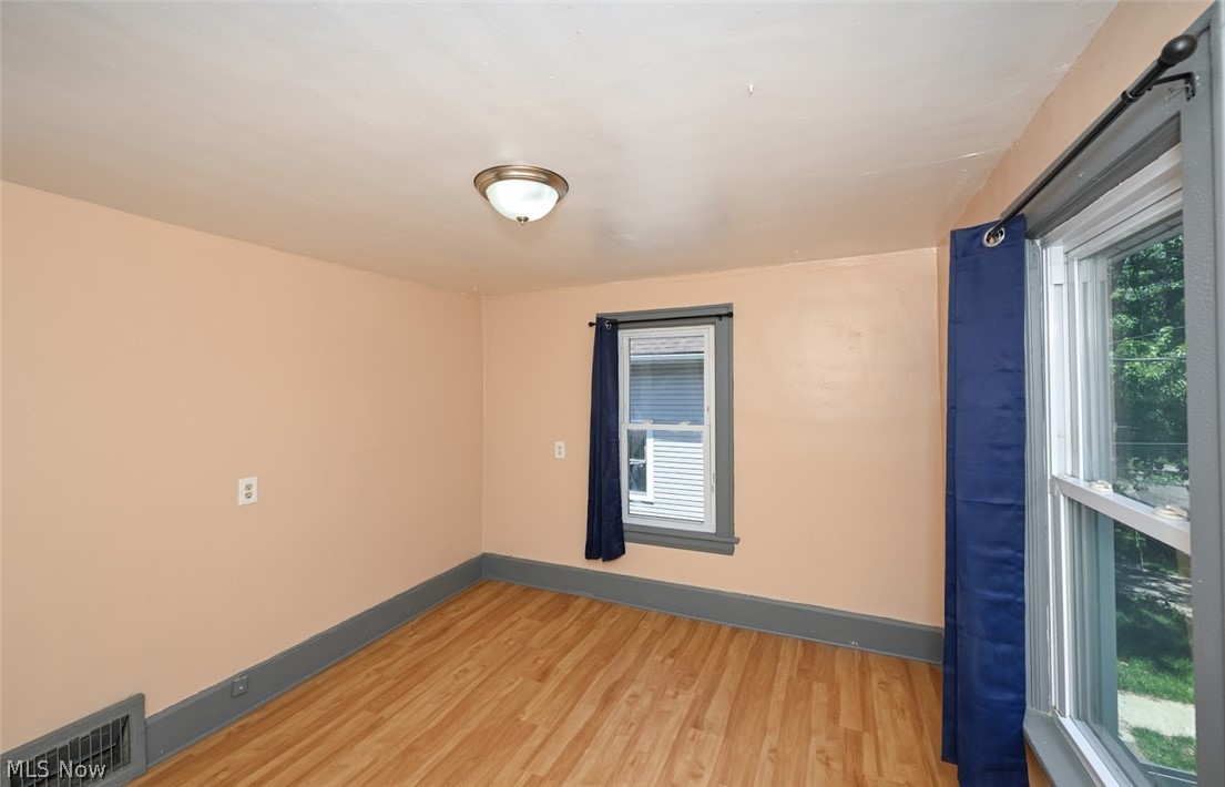 980 Neptune Avenue Property Photo 24
