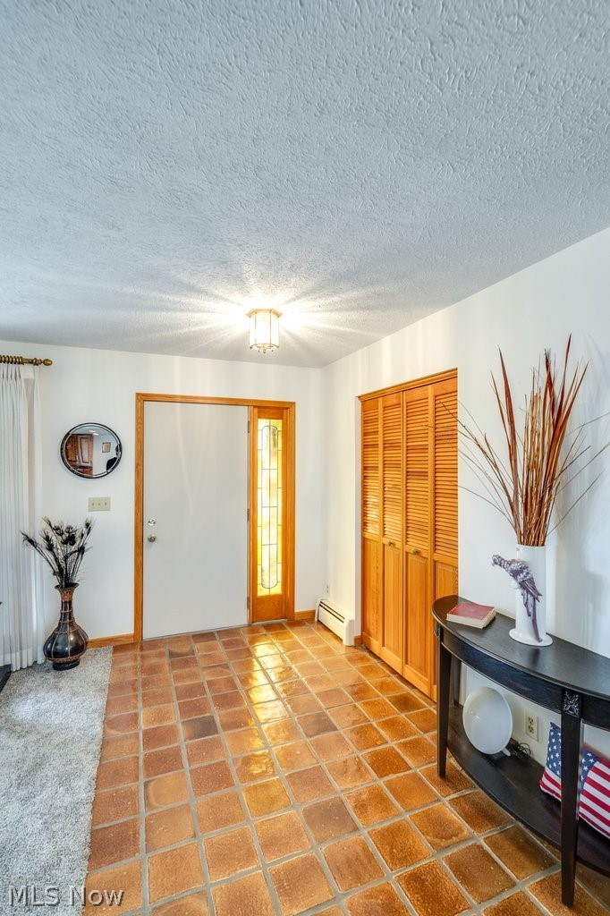 317 E Linwood Avenue Property Photo 4