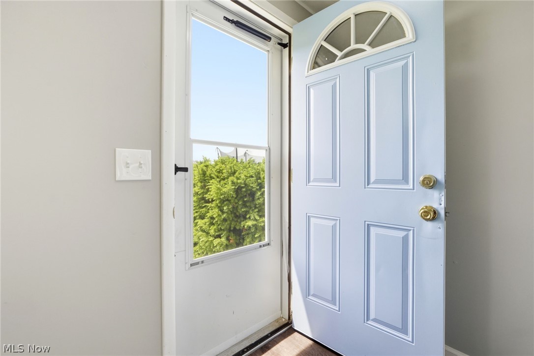 490 Arabian Court Property Photo 2