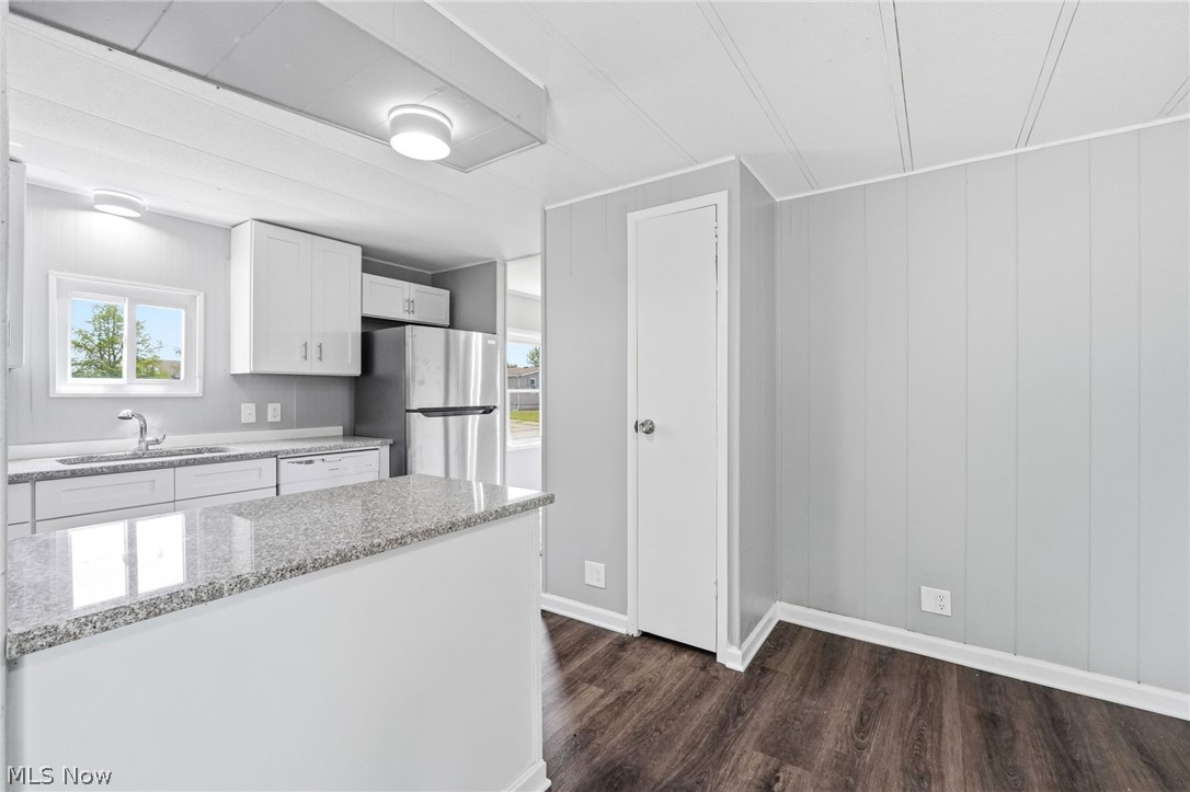 490 Arabian Court Property Photo 16