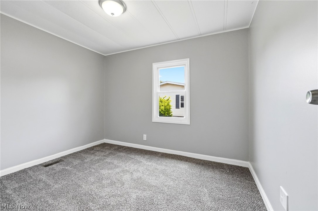 490 Arabian Court Property Photo 25