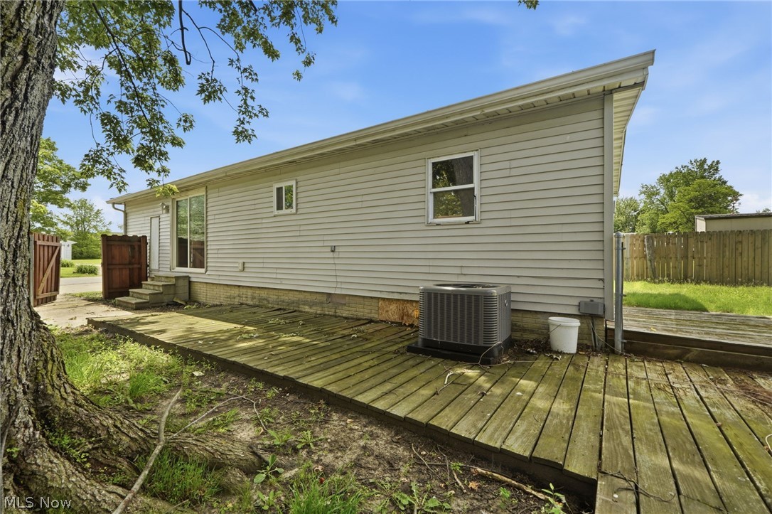 490 Arabian Court Property Photo 29