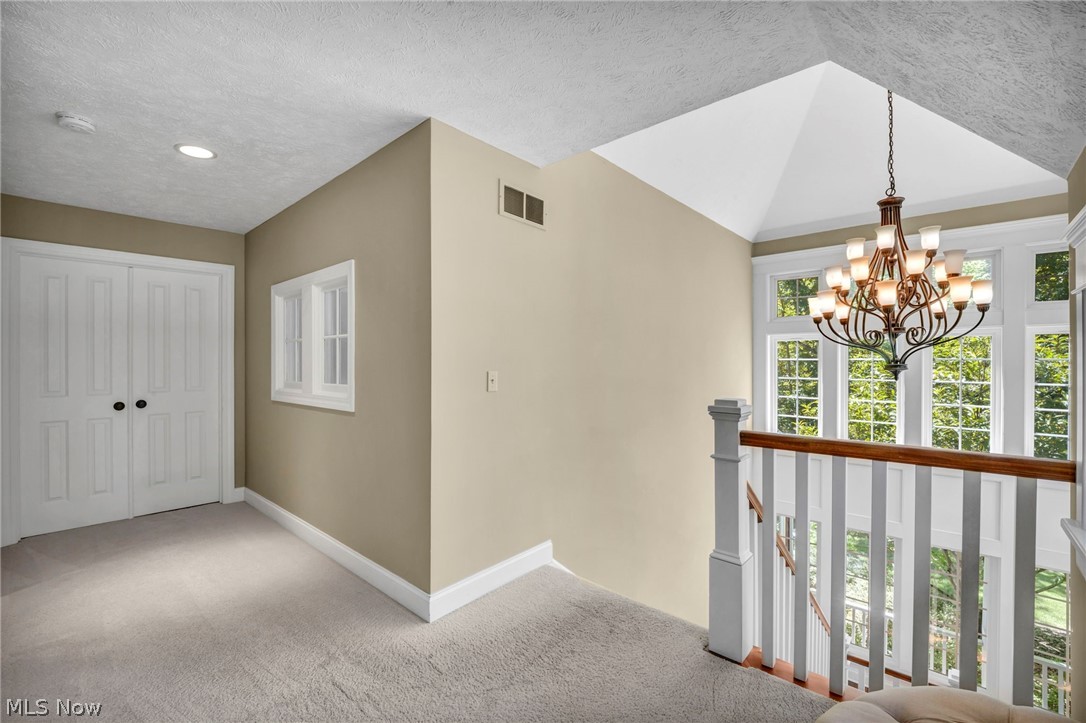 7125 Bridlewood Drive Property Photo 19