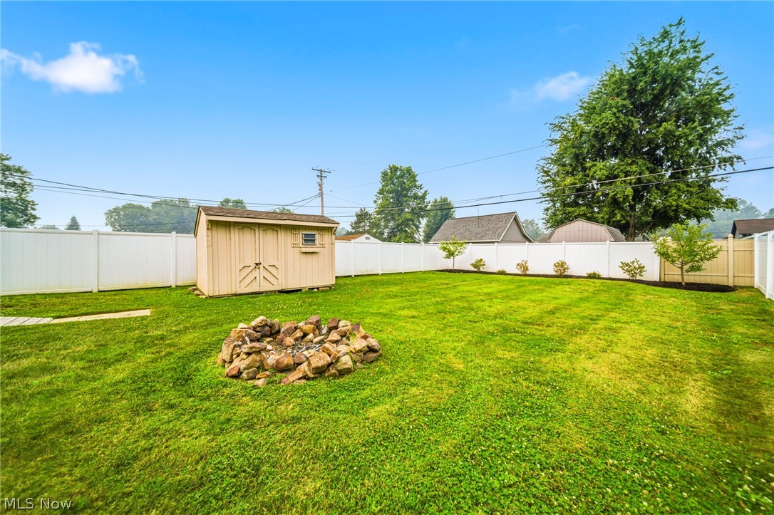 4820 Forest Road Property Photo 24
