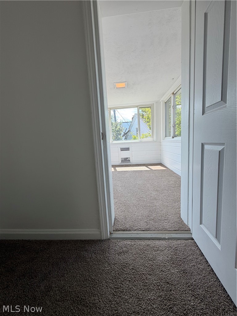 230 E 211th Street Property Photo 38