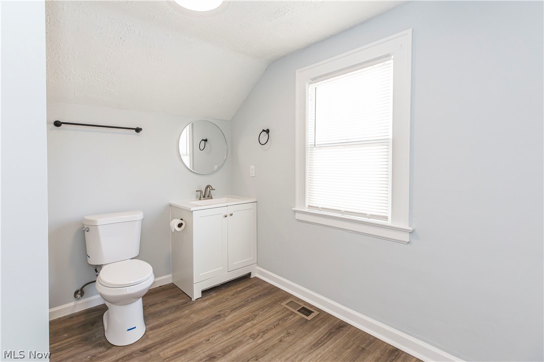586 Brittain Road Property Photo 12