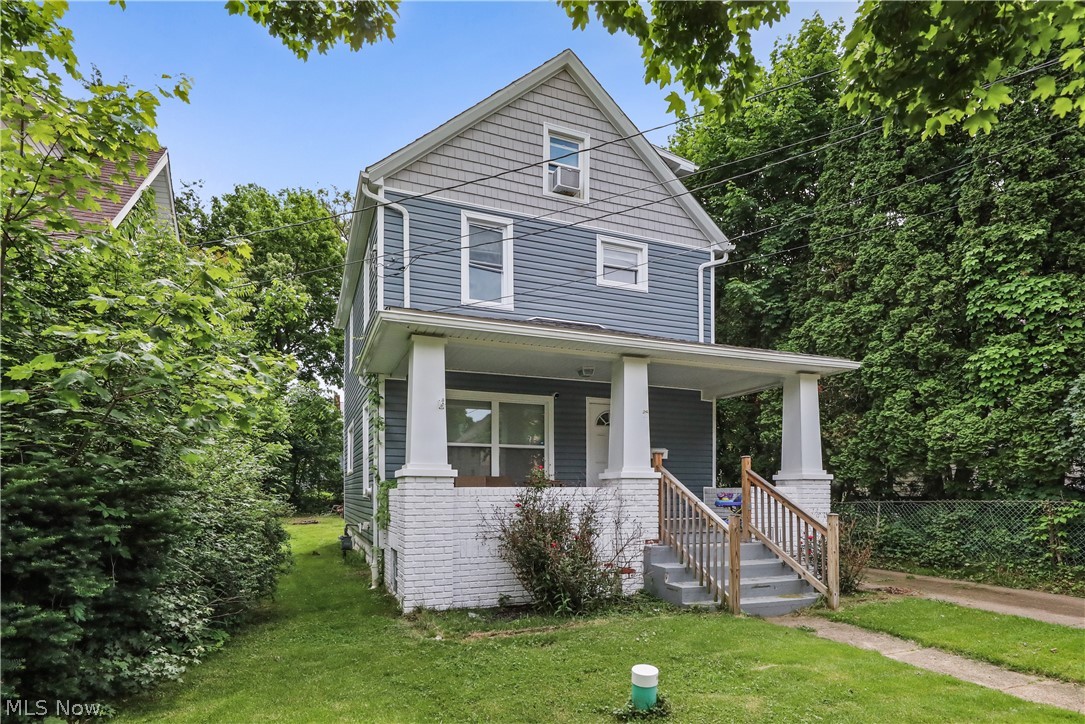 761 Carlysle Street Property Photo 2