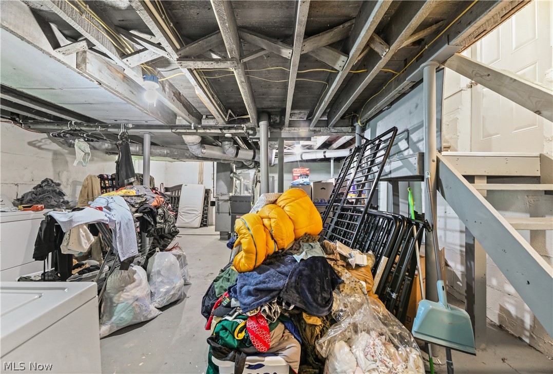 761 Carlysle Street Property Photo 25