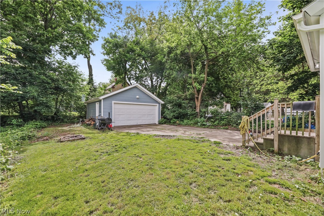 761 Carlysle Street Property Photo 29