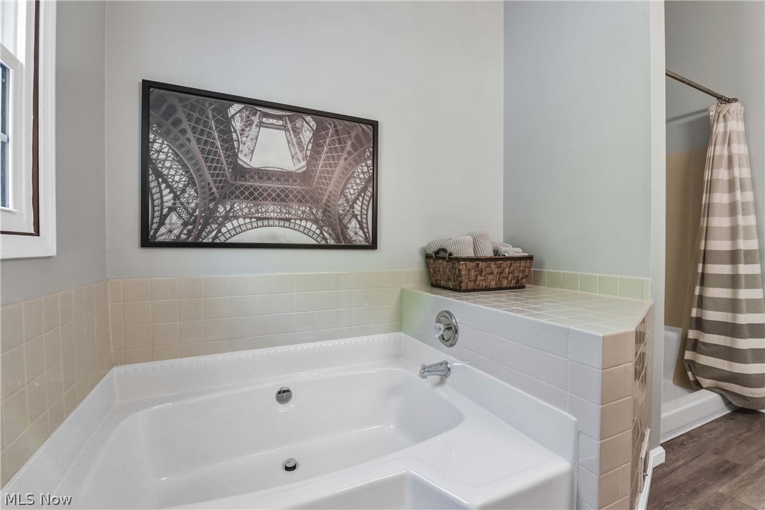 705 Lake Trail Property Photo 20