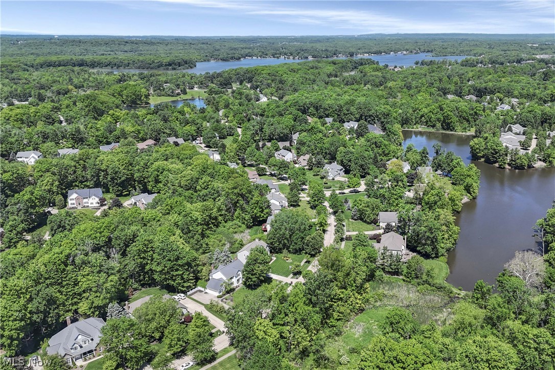 705 Lake Trail Property Photo 49
