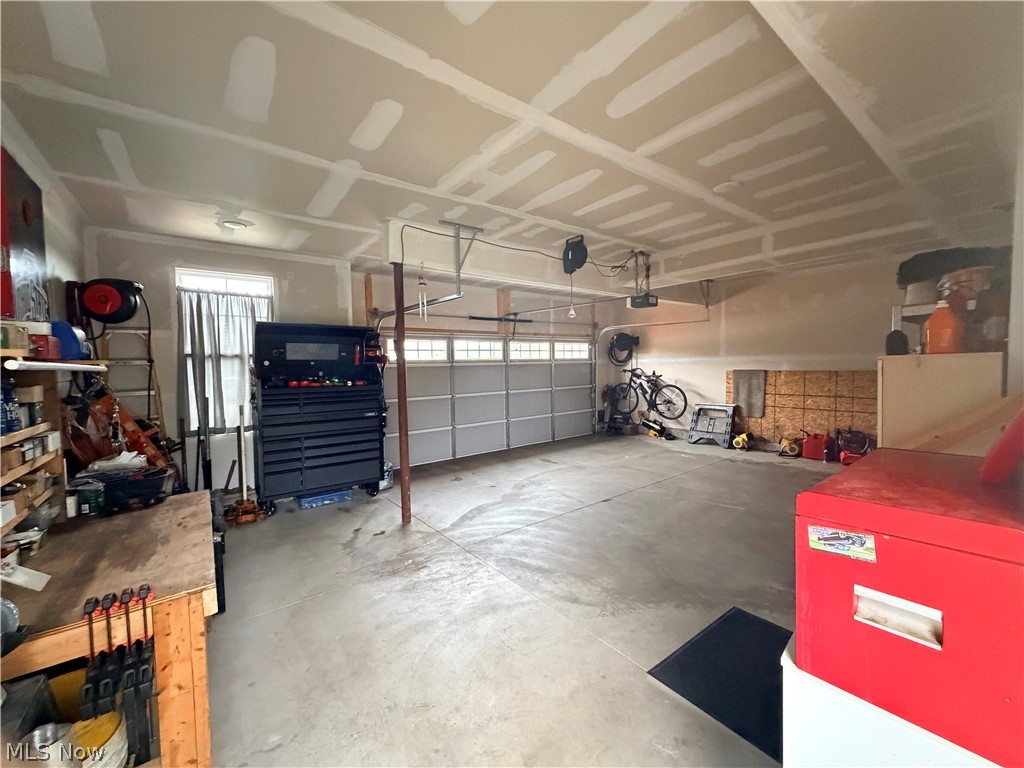 996 Ashley Taylor Court Property Photo 29