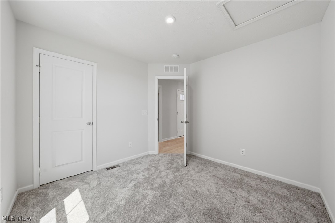 140 Wildflower Drive Property Photo 6