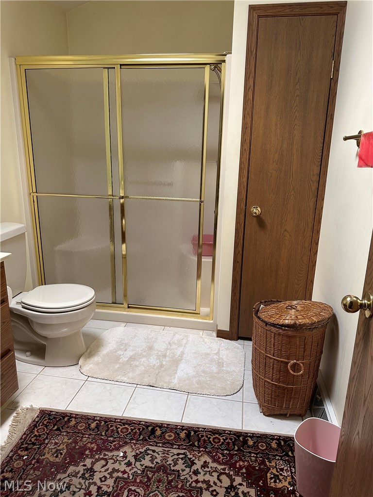 25235 Suwanee Avenue Property Photo 6