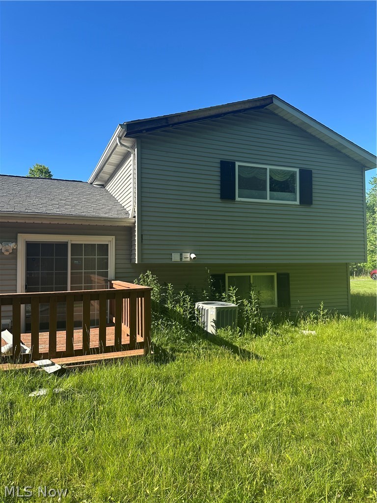 25235 Suwanee Avenue Property Photo 8