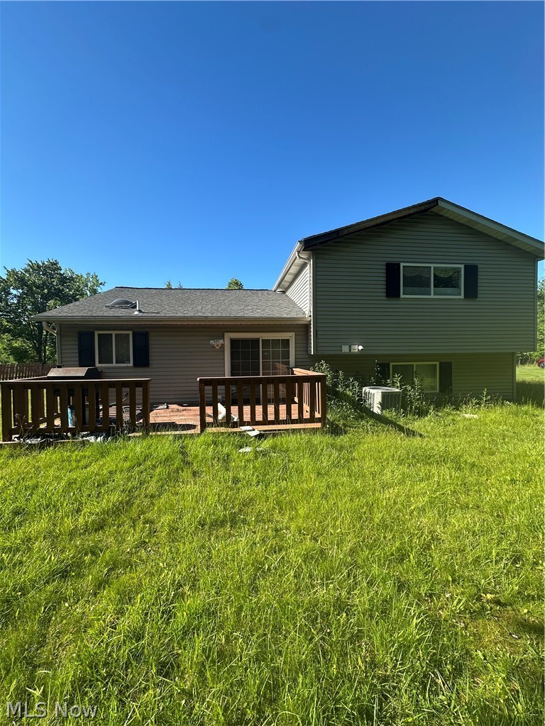 25235 Suwanee Avenue Property Photo 9