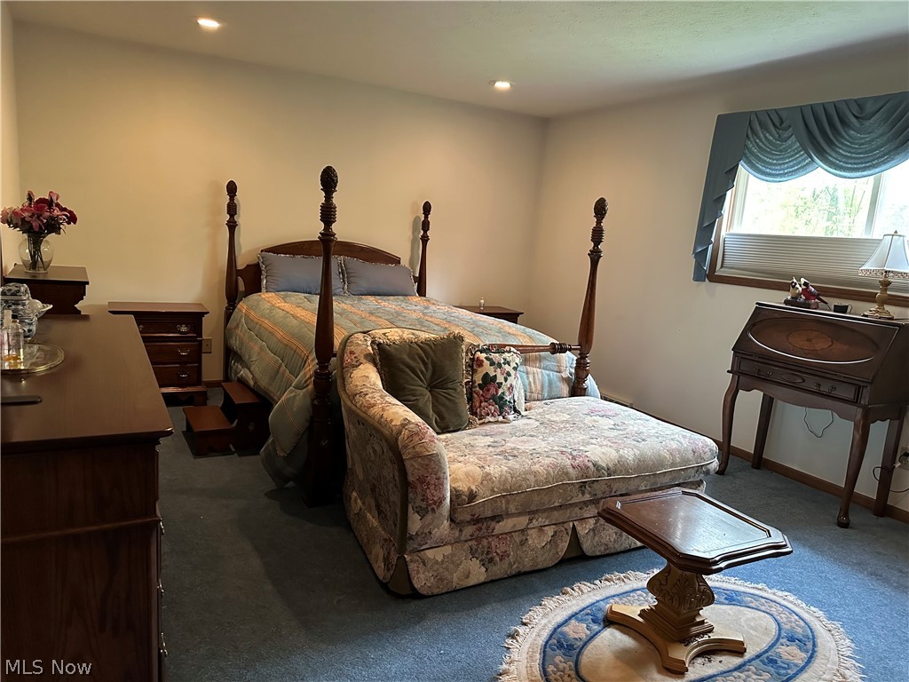25235 Suwanee Avenue Property Photo 12