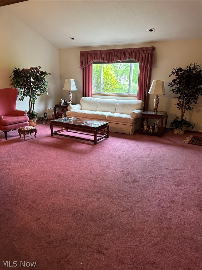 25235 Suwanee Avenue Property Photo 17