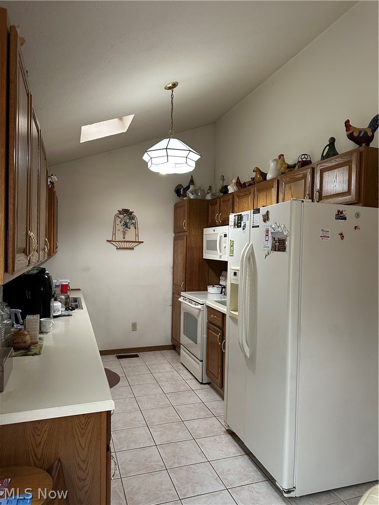 25235 Suwanee Avenue Property Photo 23