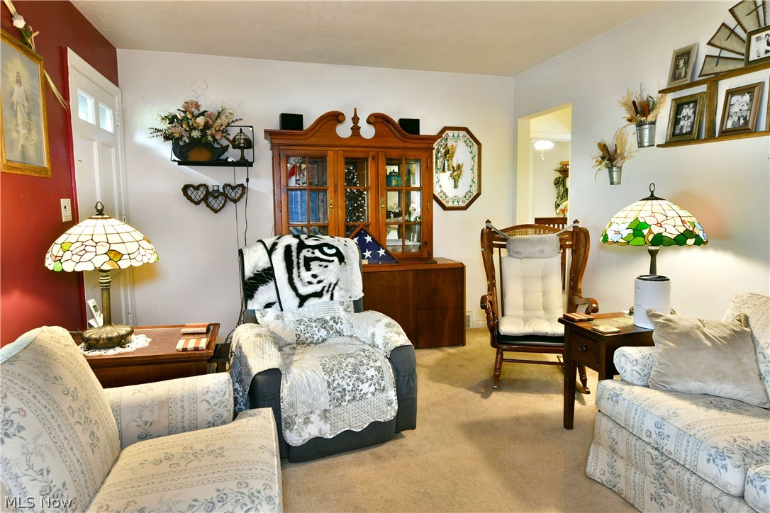 7435 Westview Drive Property Photo 10