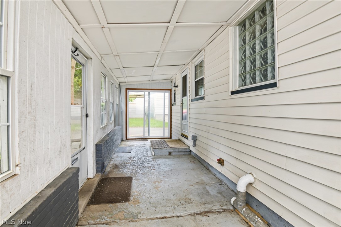 7435 Westview Drive Property Photo 11