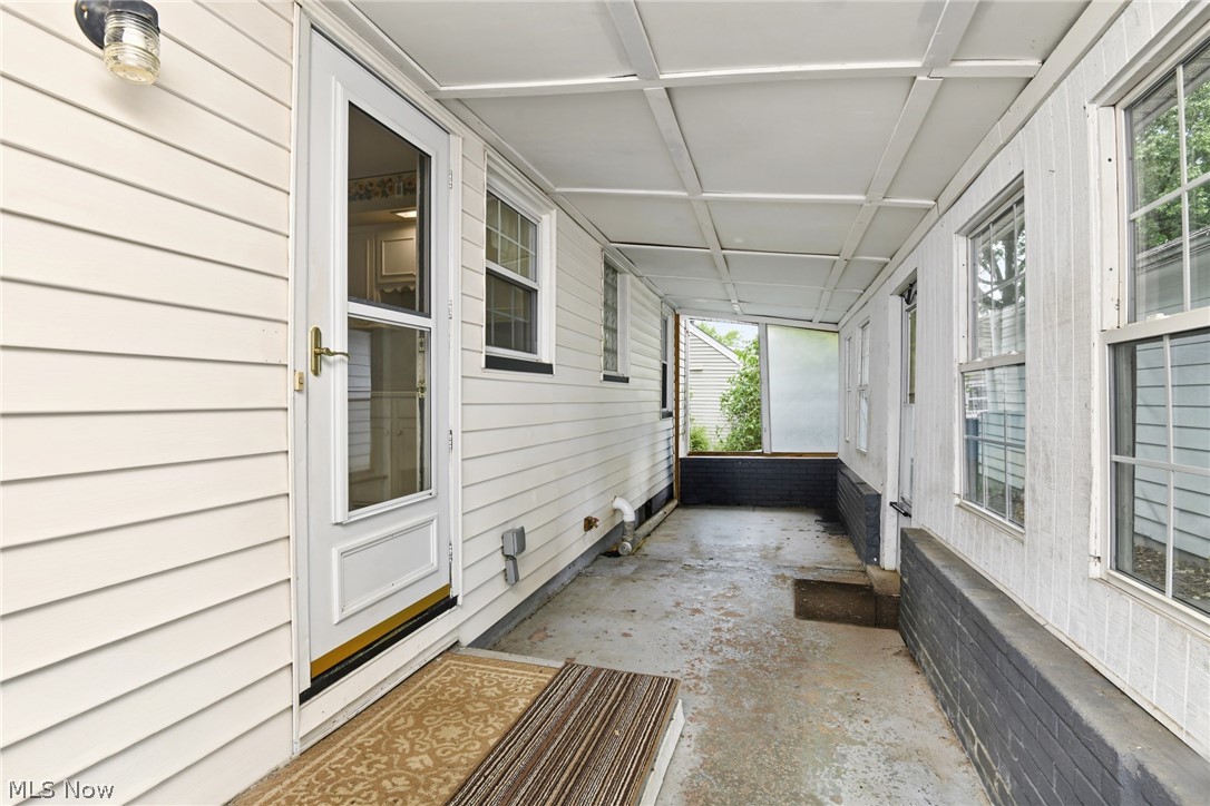 7435 Westview Drive Property Photo 12