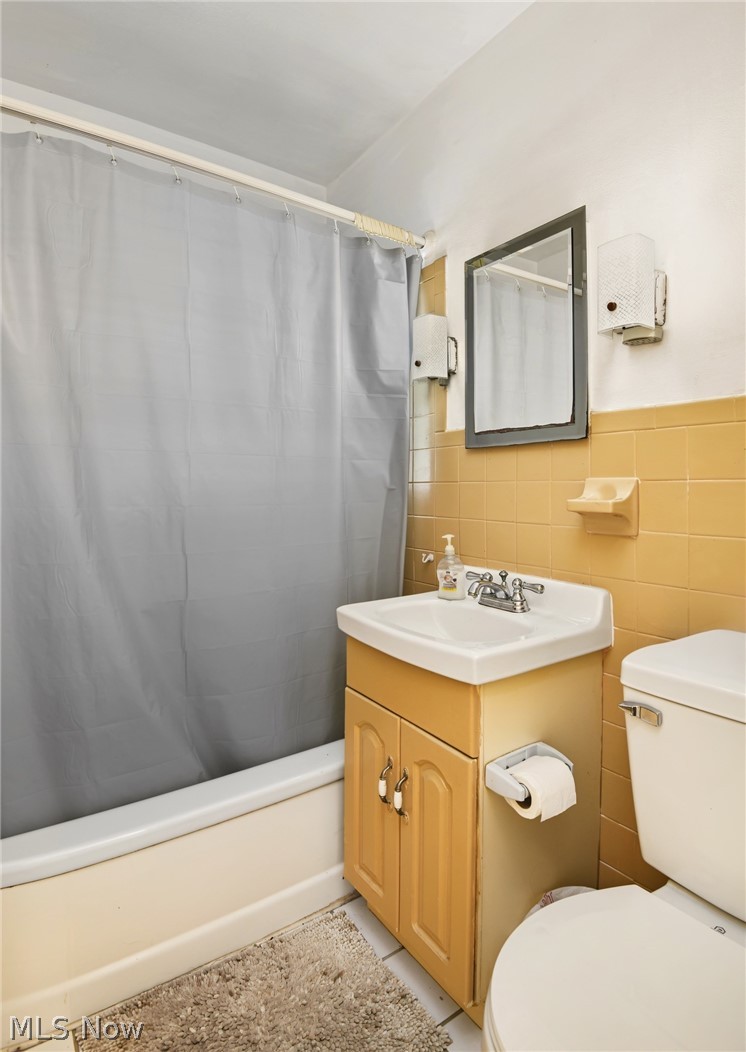 7435 Westview Drive Property Photo 21
