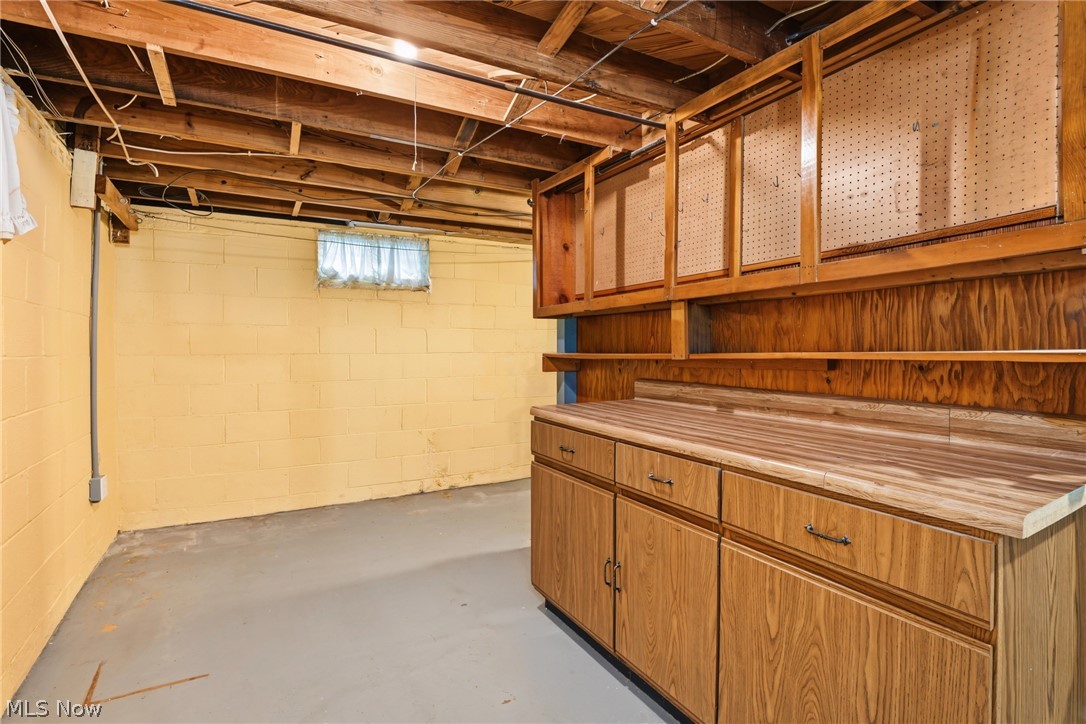 7435 Westview Drive Property Photo 38