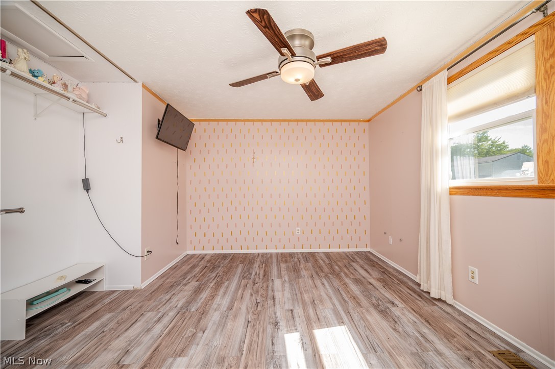 814 Illinois Avenue Property Photo 26