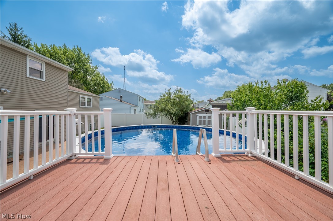 814 Illinois Avenue Property Photo 47