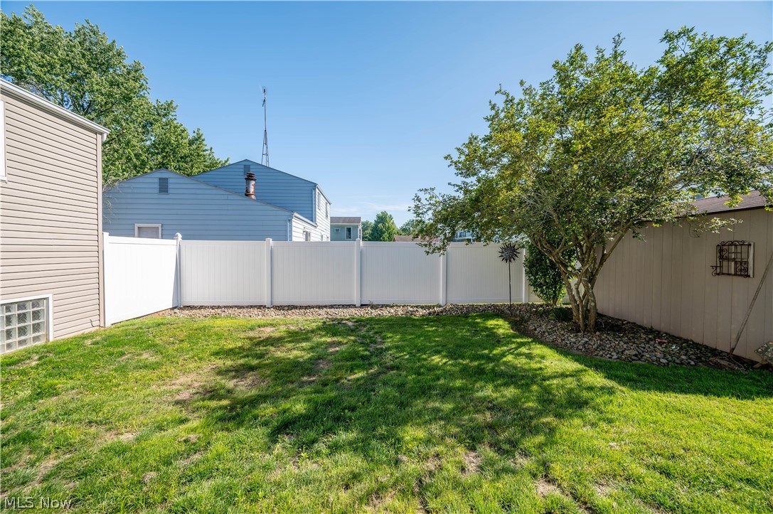 814 Illinois Avenue Property Photo 50