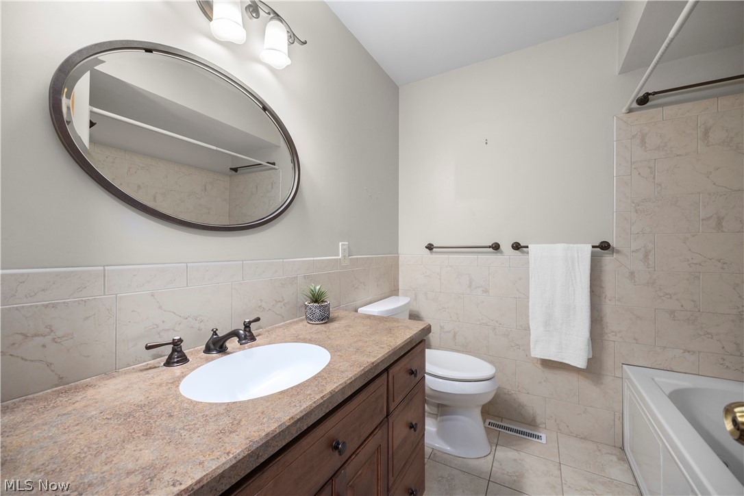 8636 Scarlet Oak Lane Property Photo 17