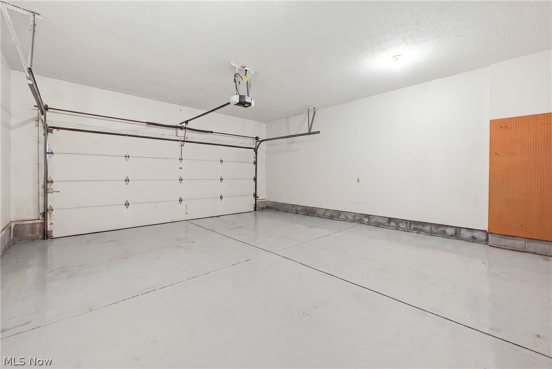 2160 Whispering Meadows Property Photo 34