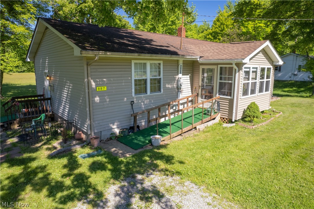 887 State Route 534 Nw Property Photo 2