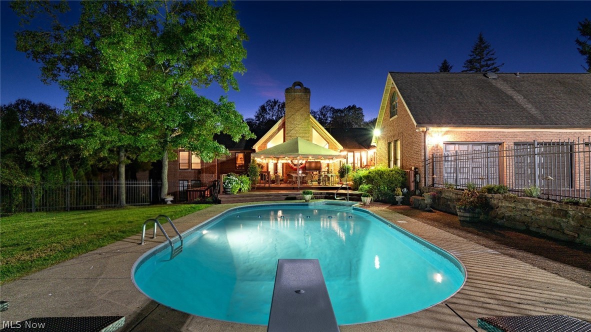 6145 Pebble Beach Court Property Photo 5