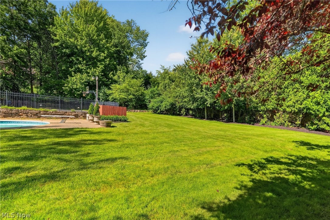 6145 Pebble Beach Court Property Photo 6