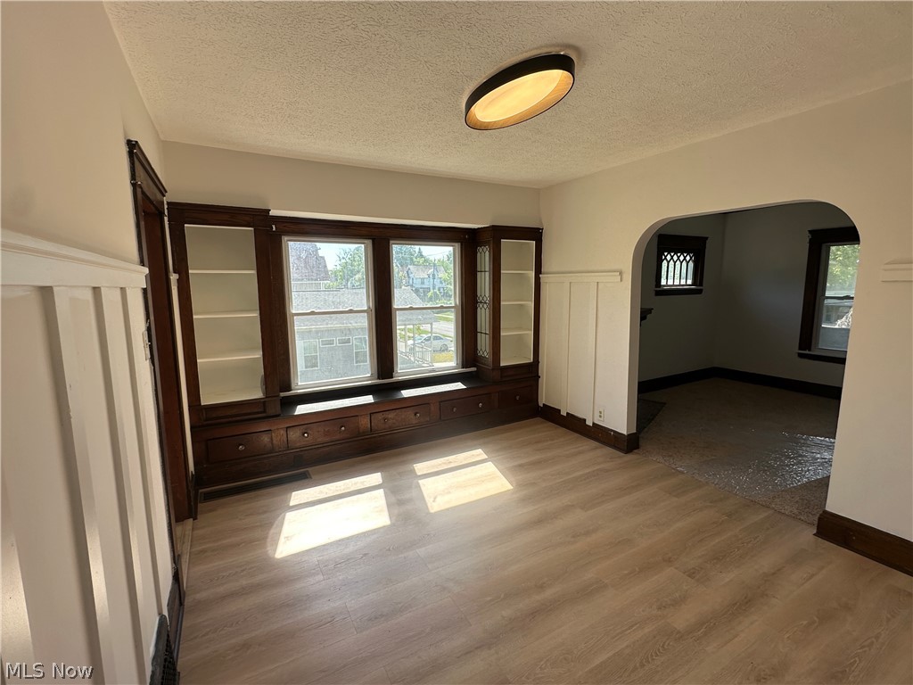 14415 Westropp Avenue Property Photo 7