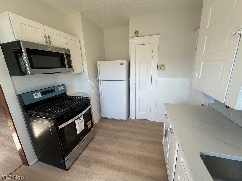 14415 Westropp Avenue Property Photo 9